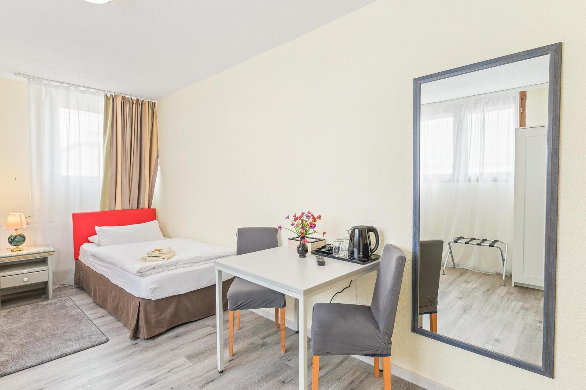 Businesshotel Lemon Suites Self Check-In Messe Airport Mit Kueche - Monteure Willkommen Neuhausen auf den Fildern Kamer foto