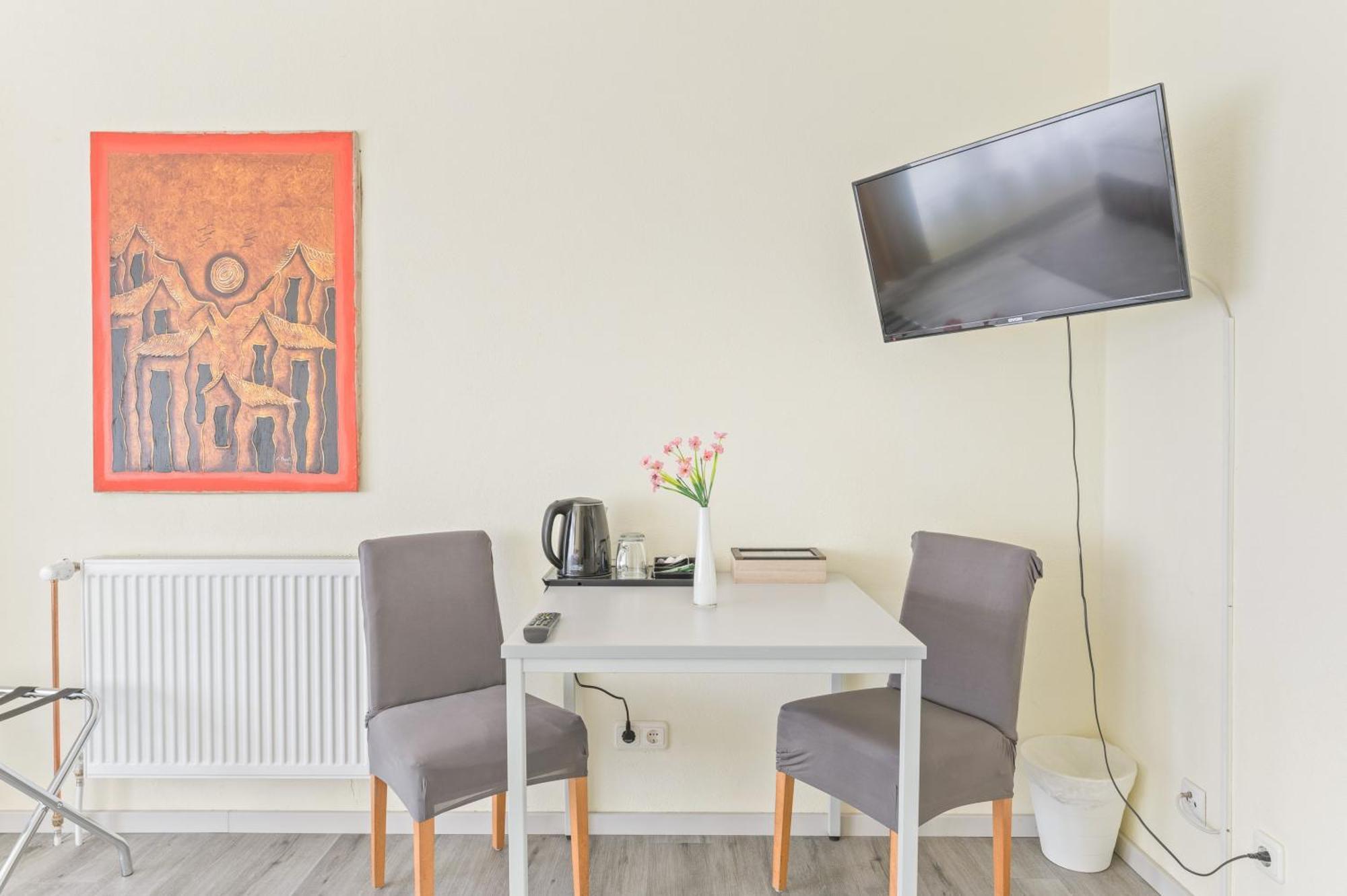 Businesshotel Lemon Suites Self Check-In Messe Airport Mit Kueche - Monteure Willkommen Neuhausen auf den Fildern Kamer foto