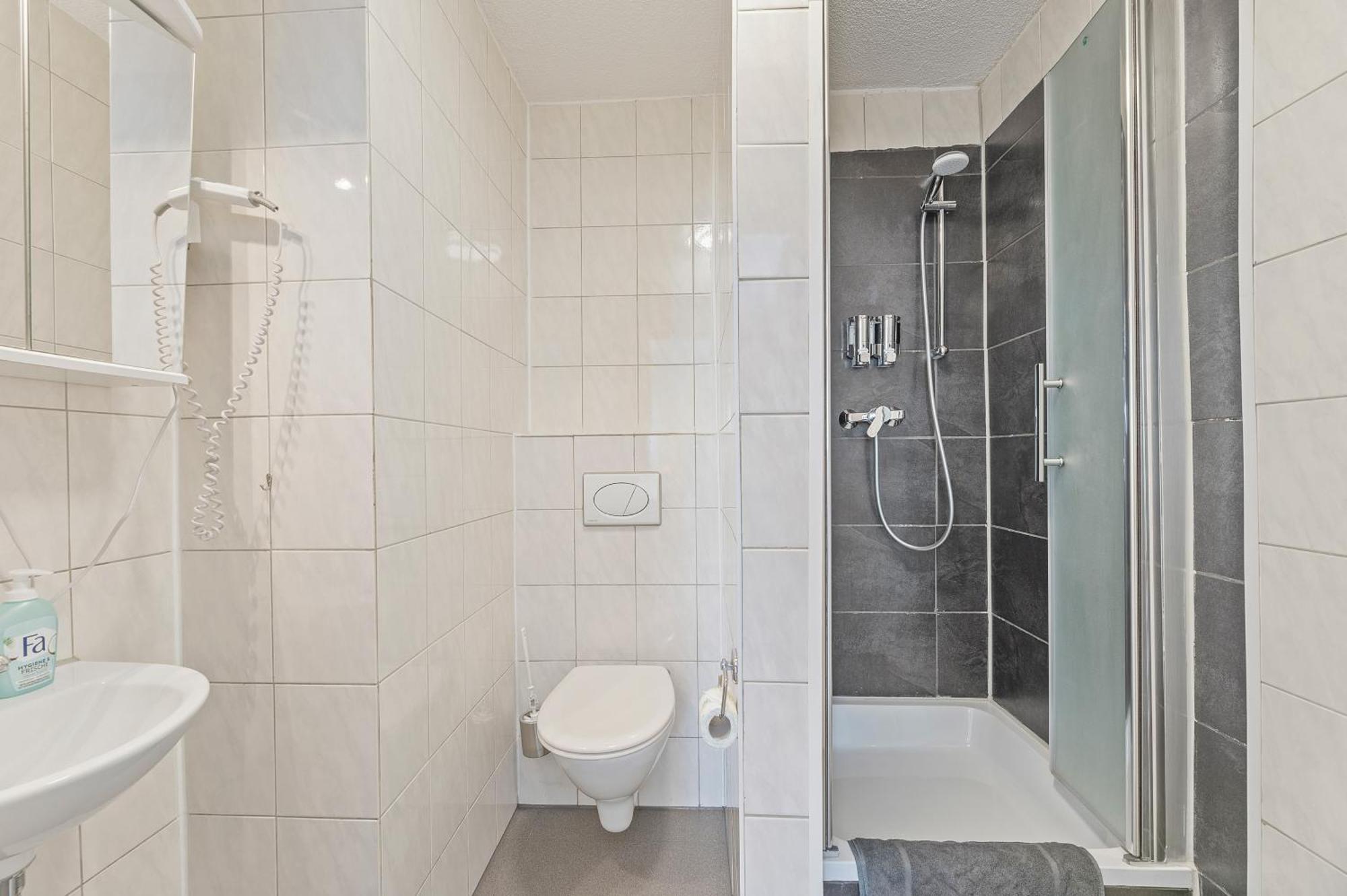 Businesshotel Lemon Suites Self Check-In Messe Airport Mit Kueche - Monteure Willkommen Neuhausen auf den Fildern Kamer foto